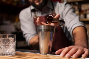 Best Boston Cocktail Shaker: Mixing Drinks Like a Pro